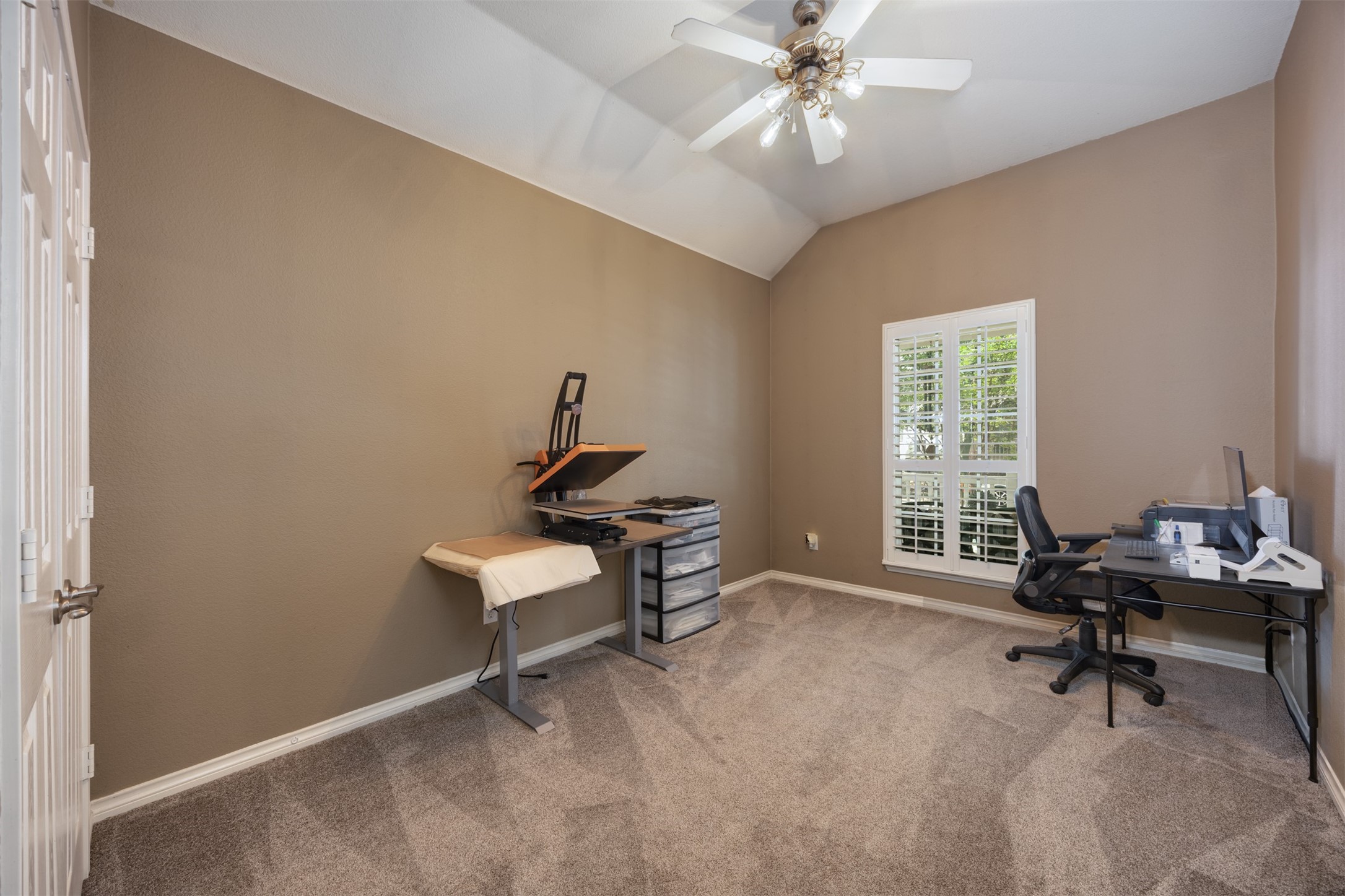 1812 Azalea Drive Savannah TX 76227