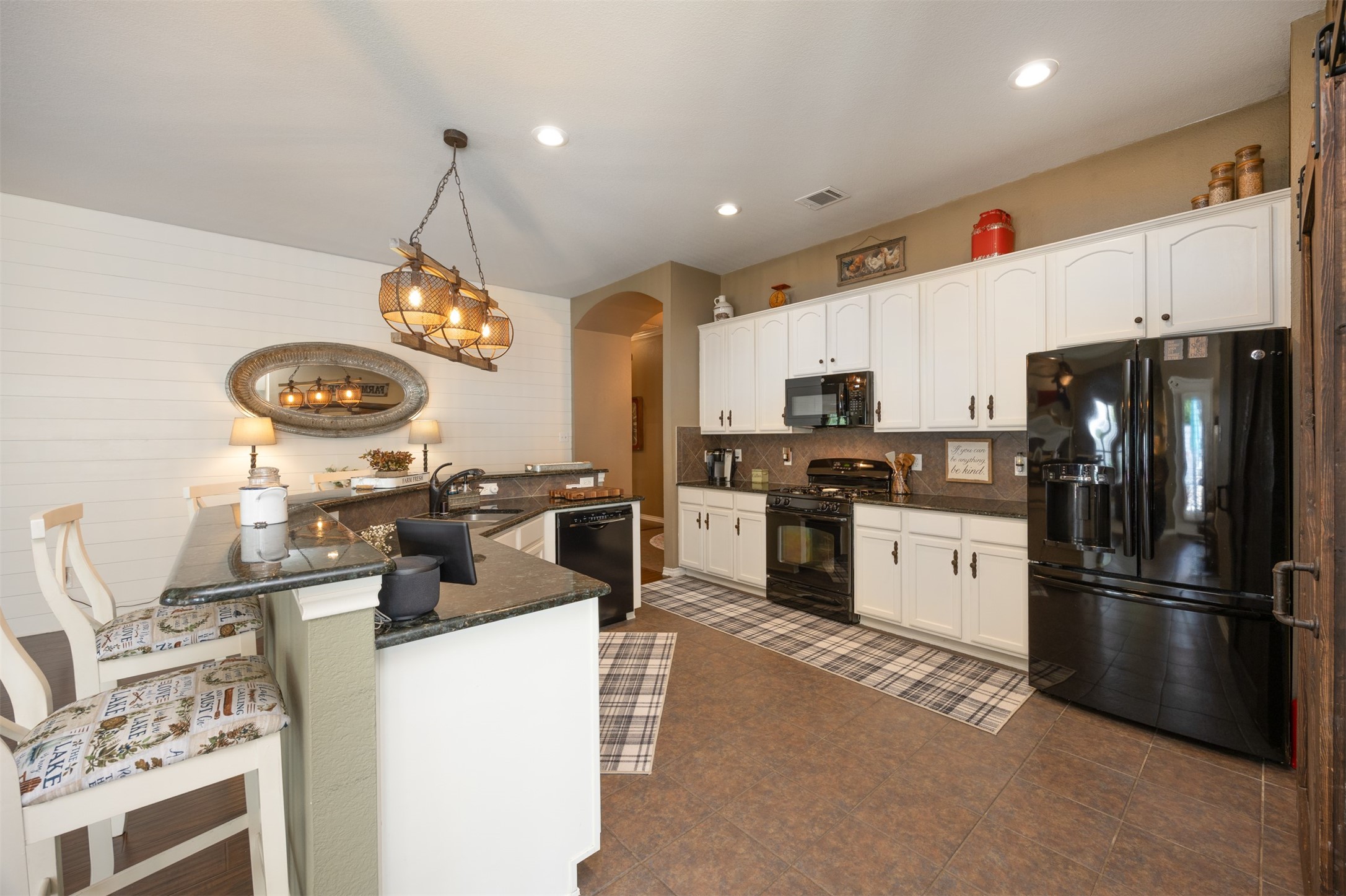 1812 Azalea Drive Savannah TX 76227