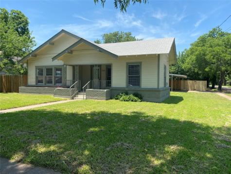 702 Williams Avenue Cleburne TX 76033