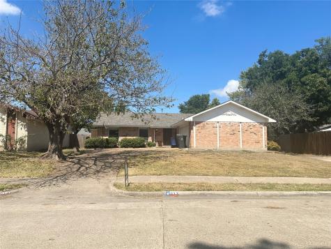 913 Spring Lake Drive Garland TX 75043