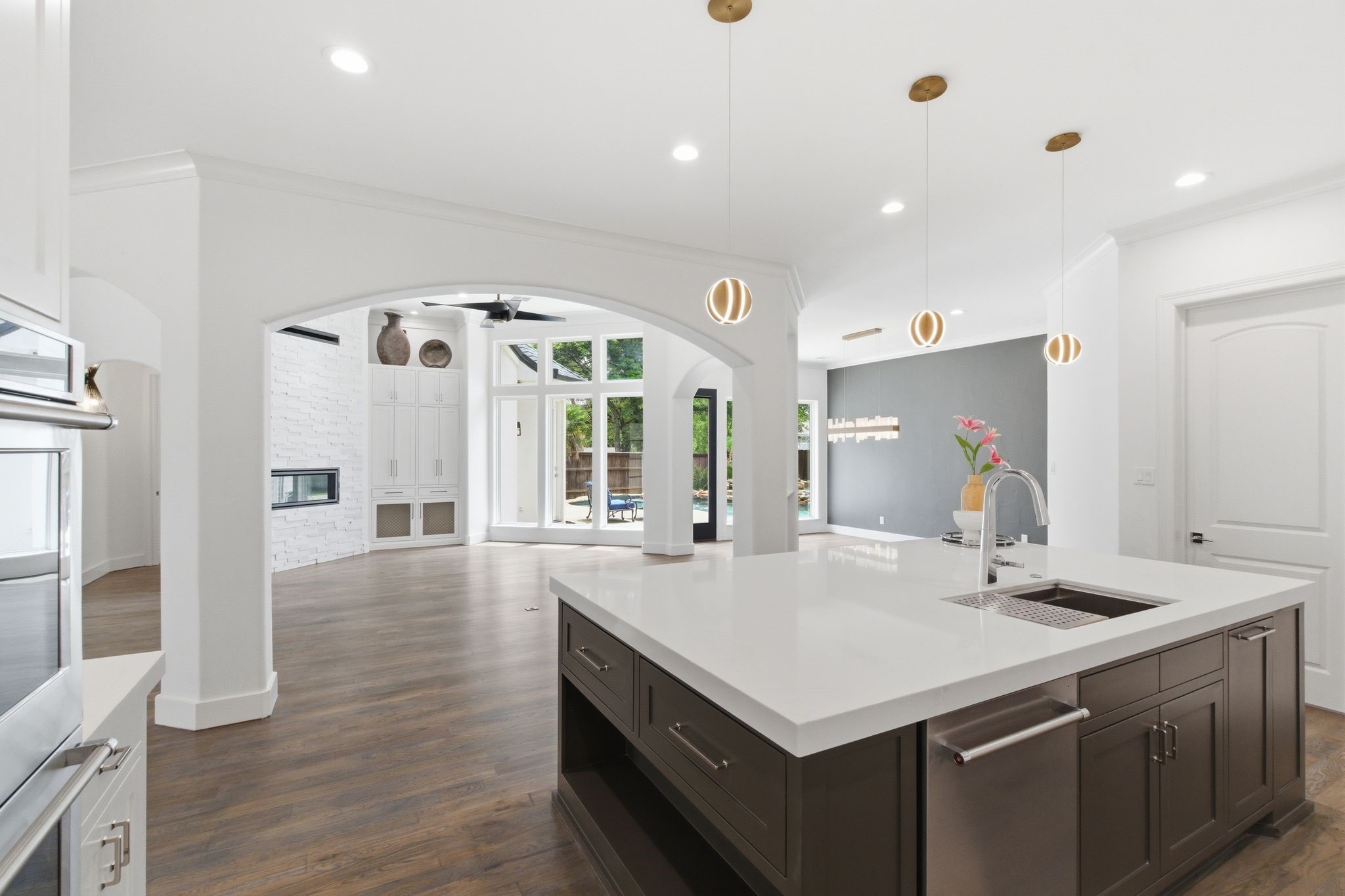 3636 Chateaux Lane Hurst TX 76054