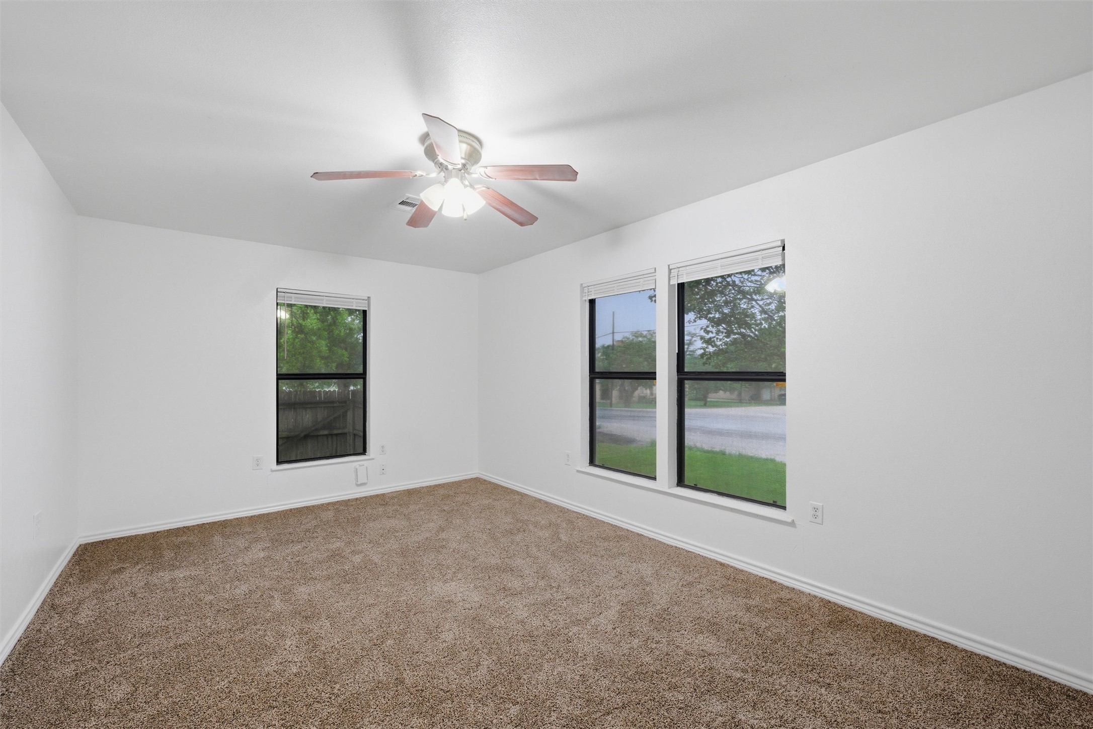 303 N Milam Street Rogers TX 76569