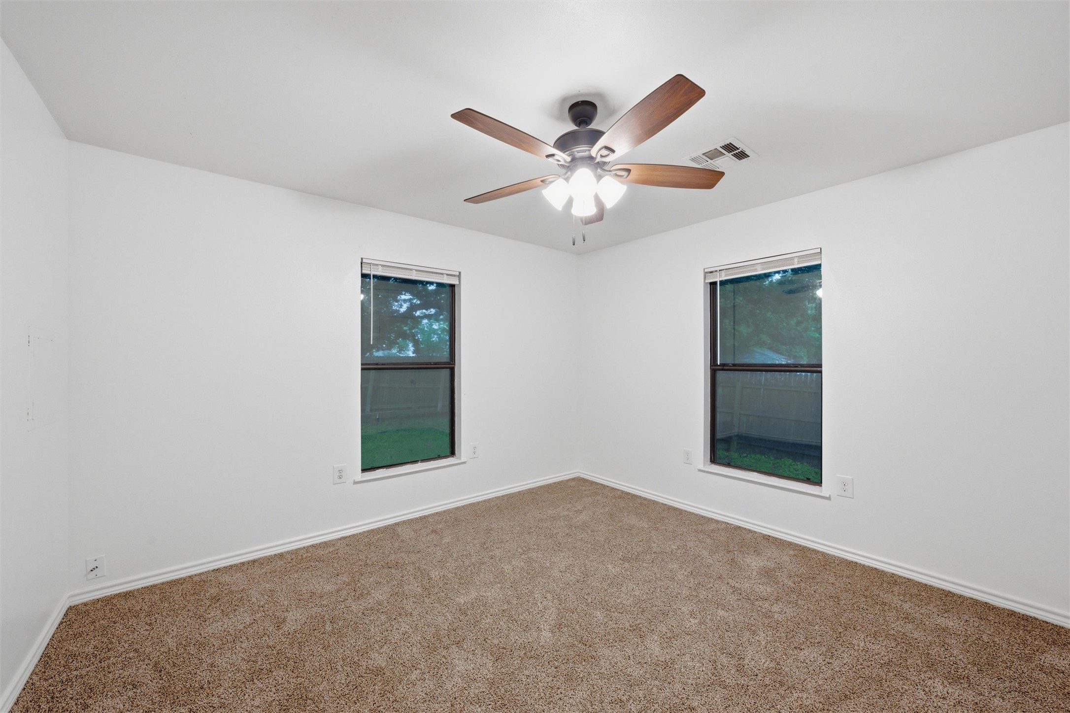303 N Milam Street Rogers TX 76569