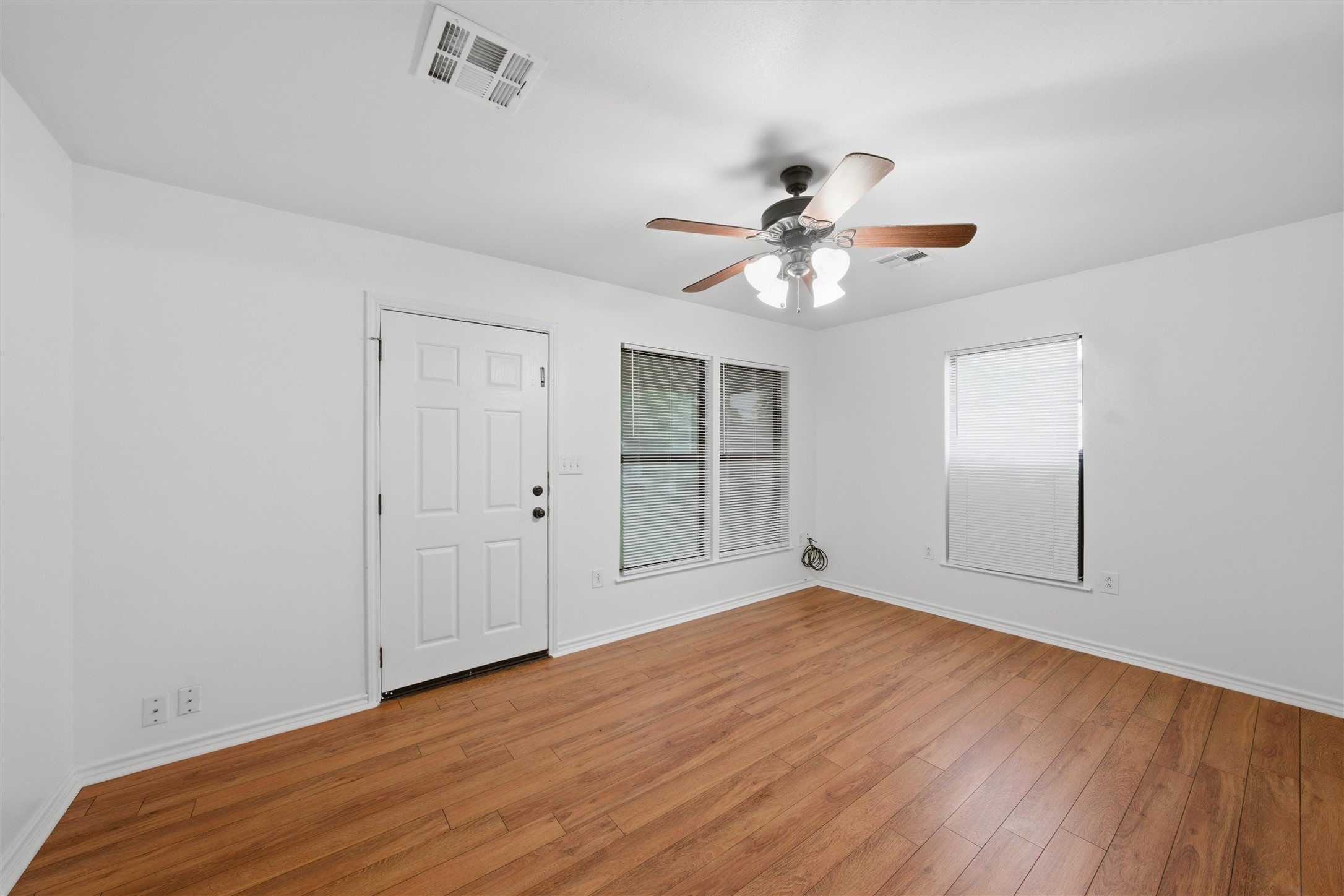 303 N Milam Street Rogers TX 76569
