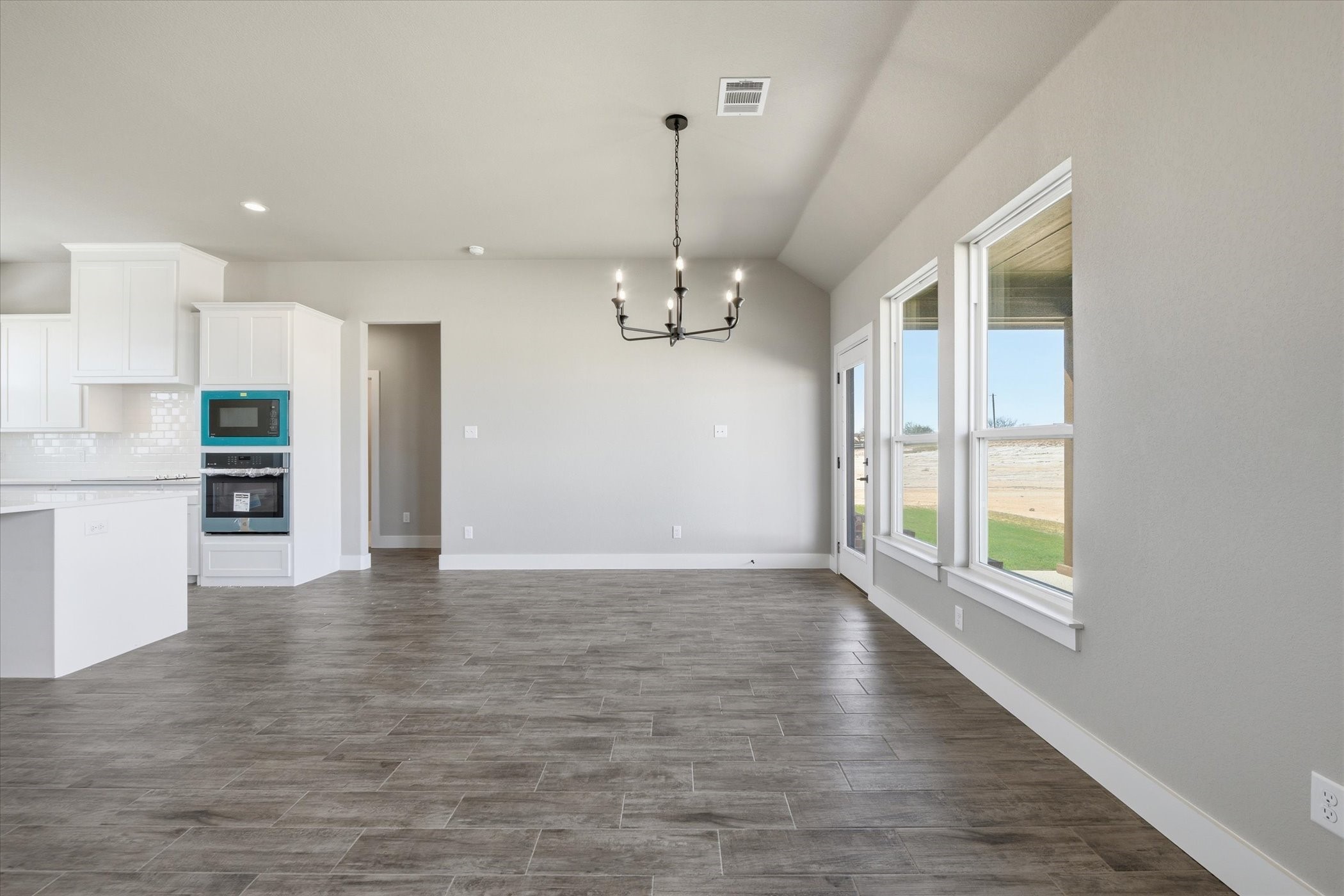 105 Cattleman Drive Poolville TX 76082