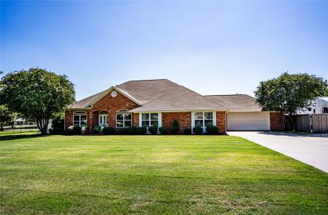 2504 Caddo Trail Sanger TX 76266
