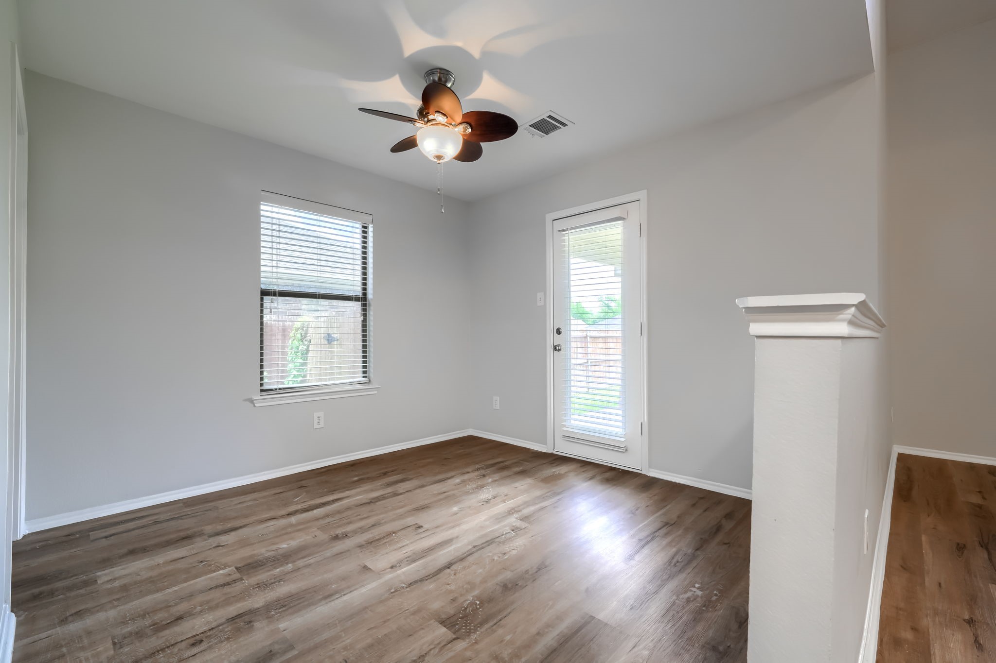 2046 Lake Trail Drive Heartland TX 75126