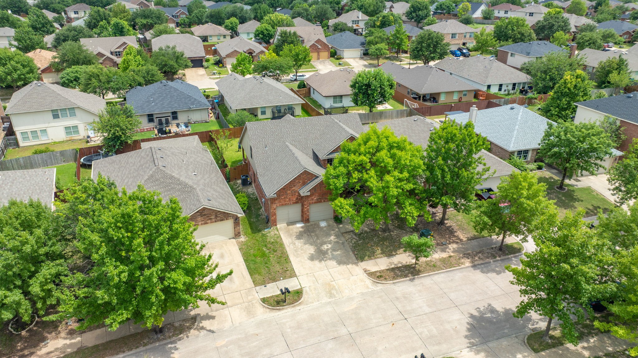 2046 Lake Trail Drive Heartland TX 75126