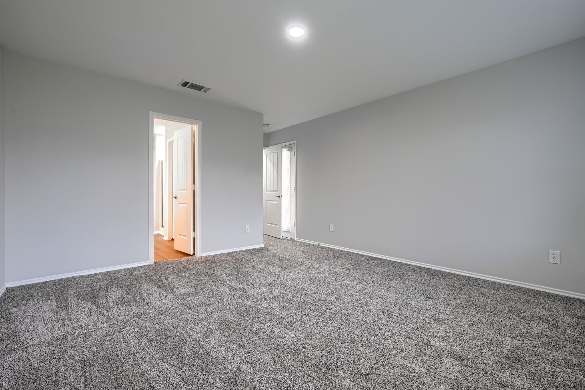 2046 Lake Trail Drive Heartland TX 75126