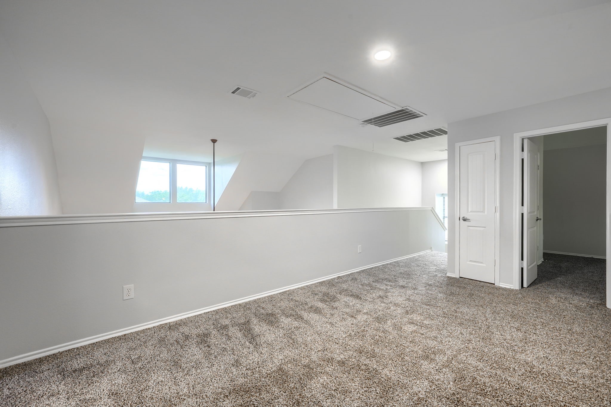 2046 Lake Trail Drive Heartland TX 75126