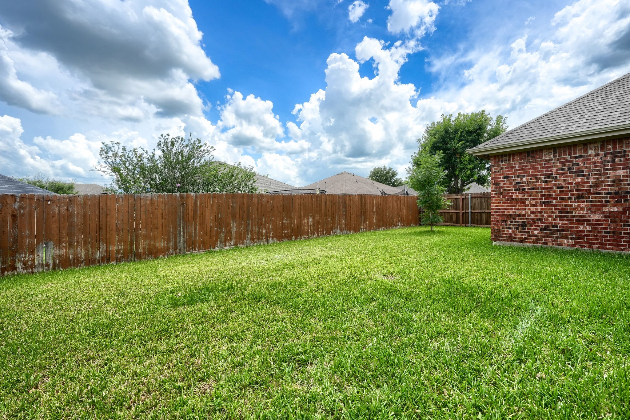 2046 Lake Trail Drive Heartland TX 75126