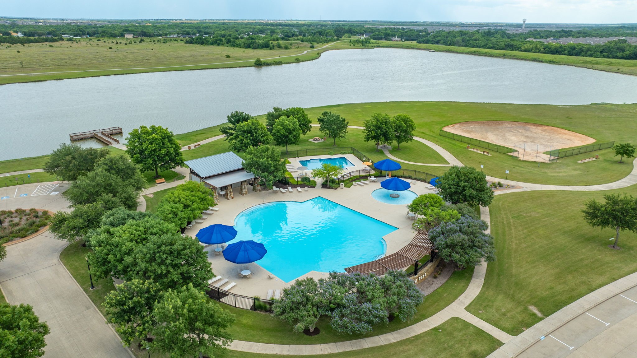 2046 Lake Trail Drive Heartland TX 75126