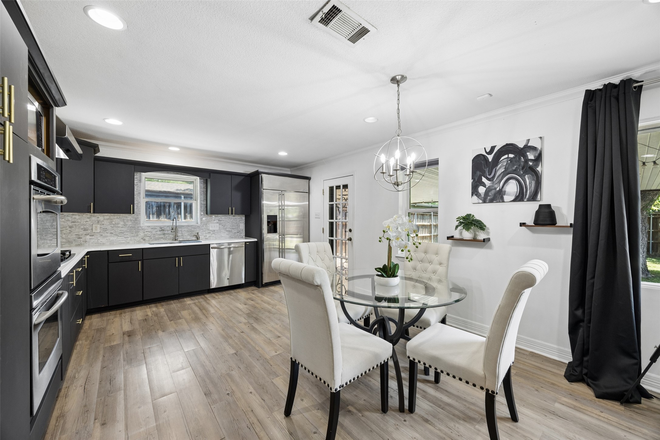 324 N Brighton Avenue Dallas TX 75208