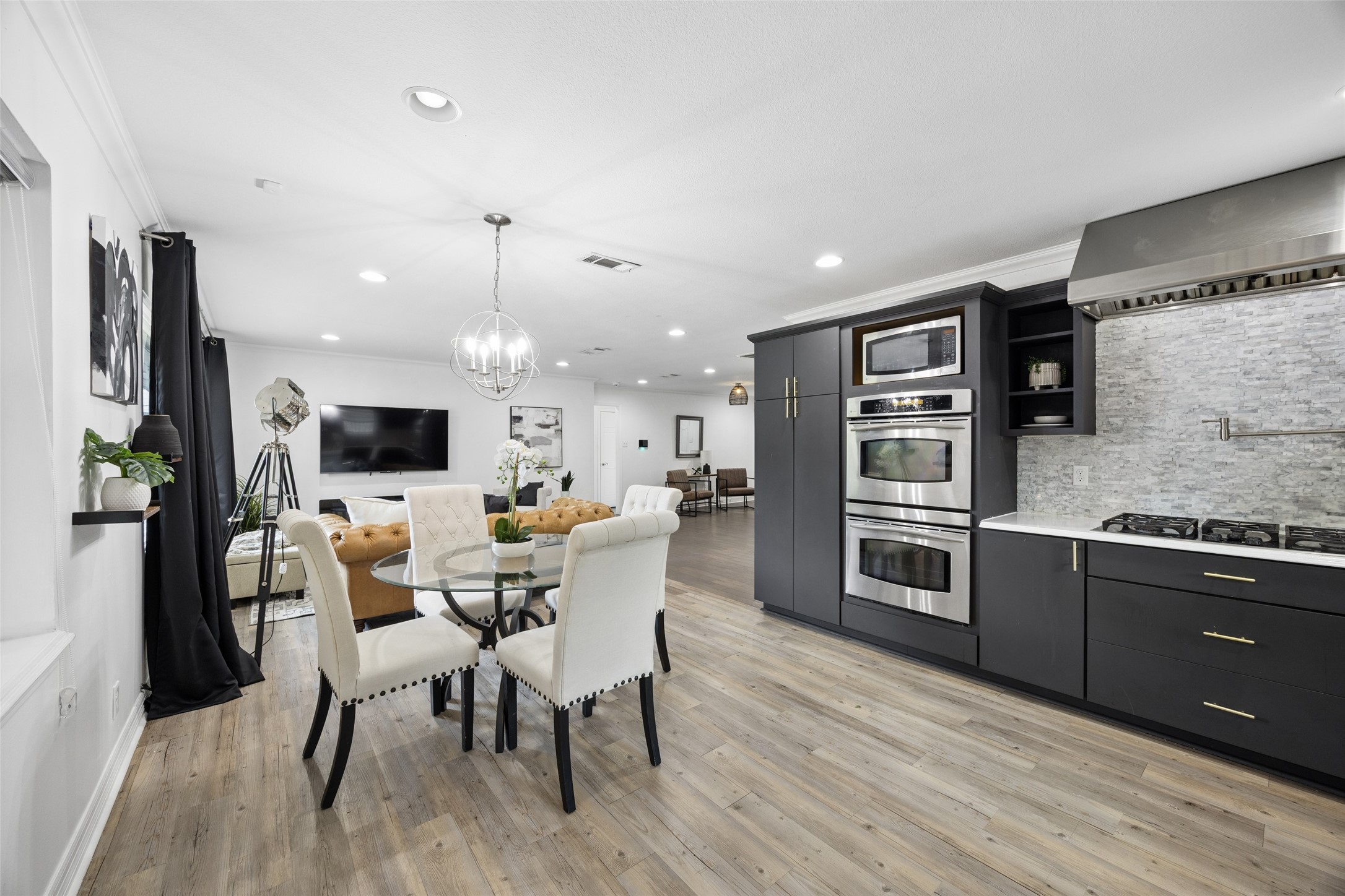 324 N Brighton Avenue Dallas TX 75208