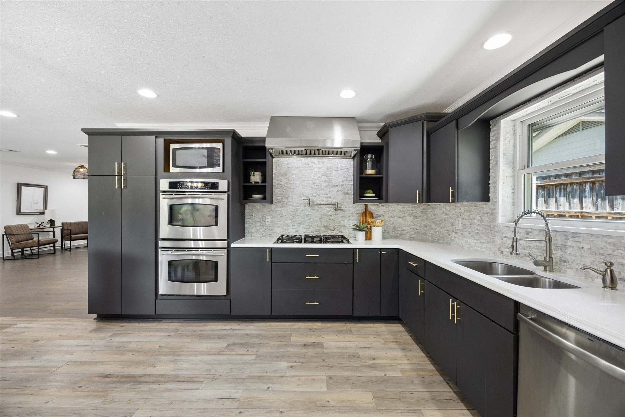 324 N Brighton Avenue Dallas TX 75208