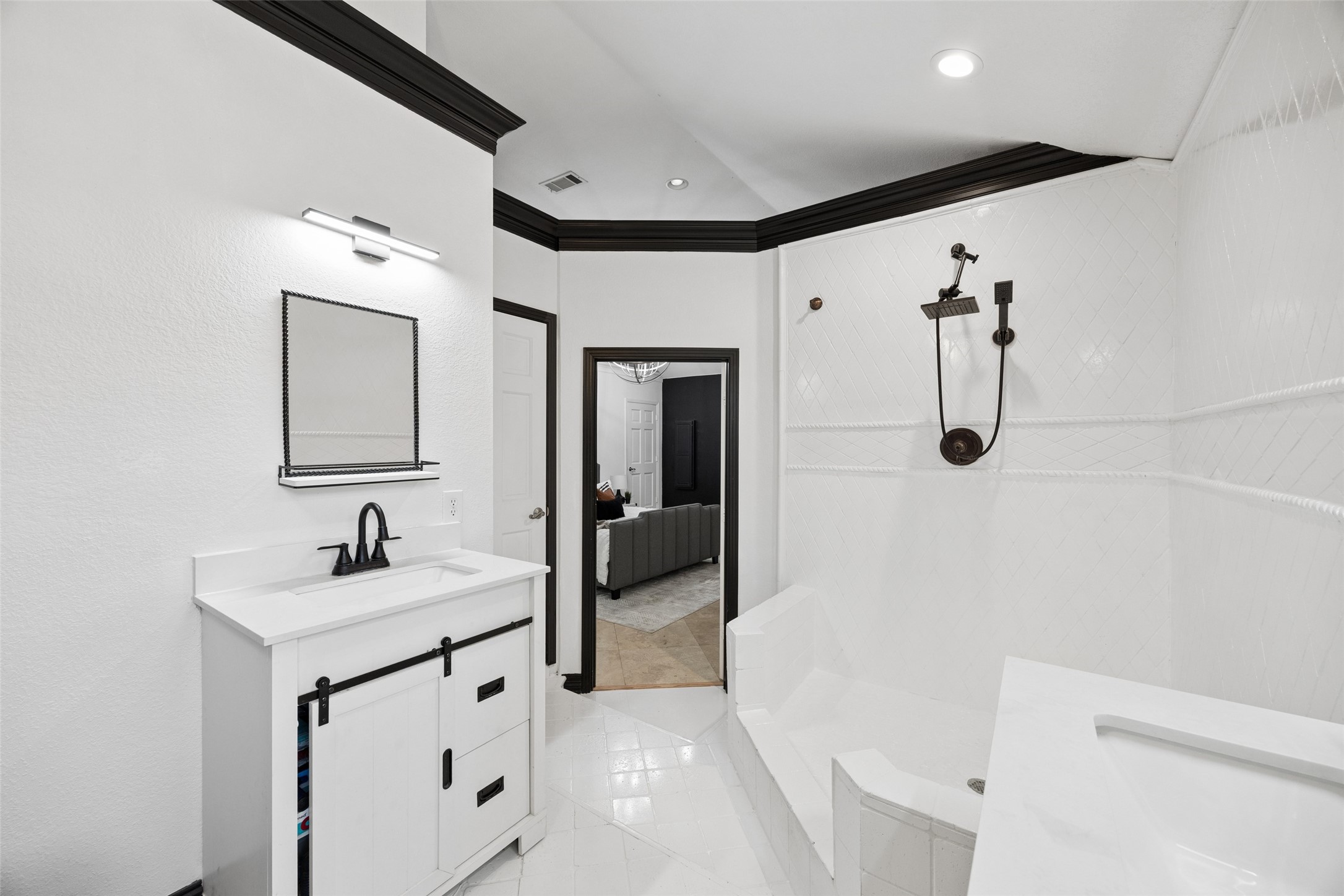 324 N Brighton Avenue Dallas TX 75208
