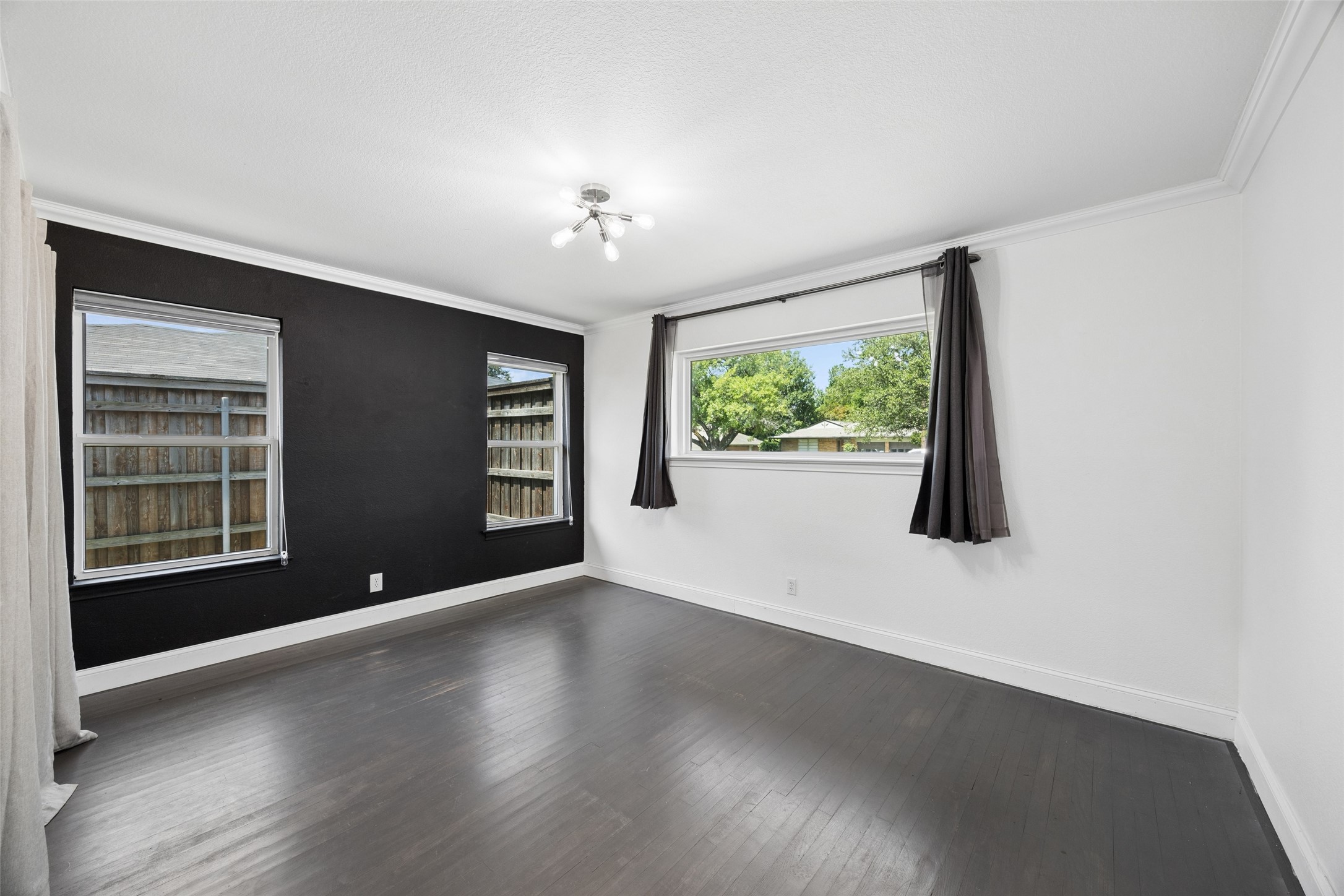 324 N Brighton Avenue Dallas TX 75208