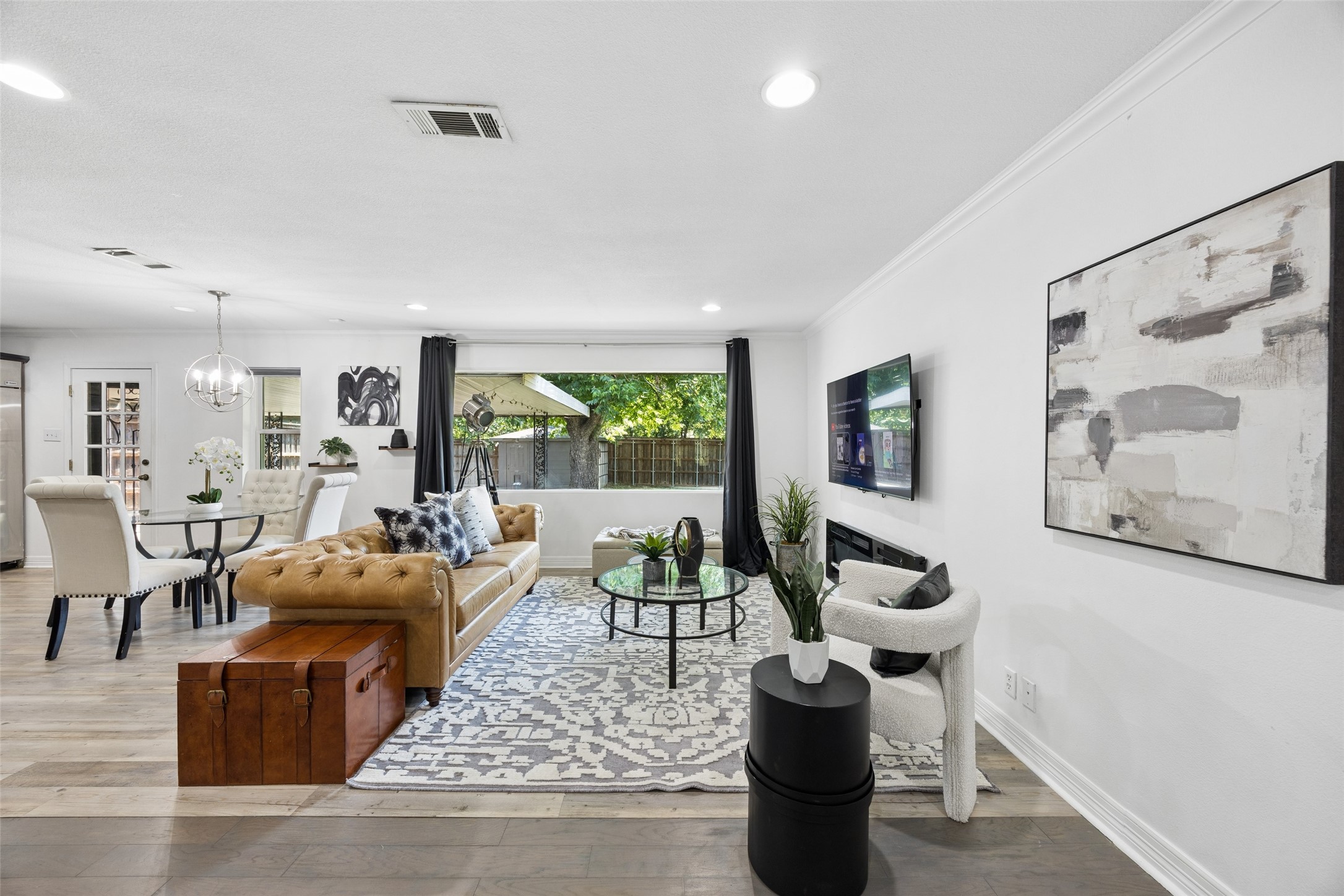 324 N Brighton Avenue Dallas TX 75208