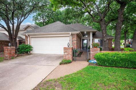 4728 Misty Oak Lane Arlington TX 76017