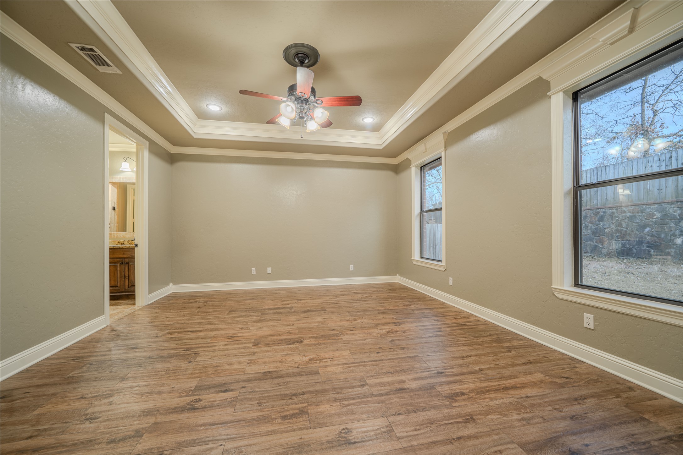 2114 W Hawkins Parkway Longview TX 75605
