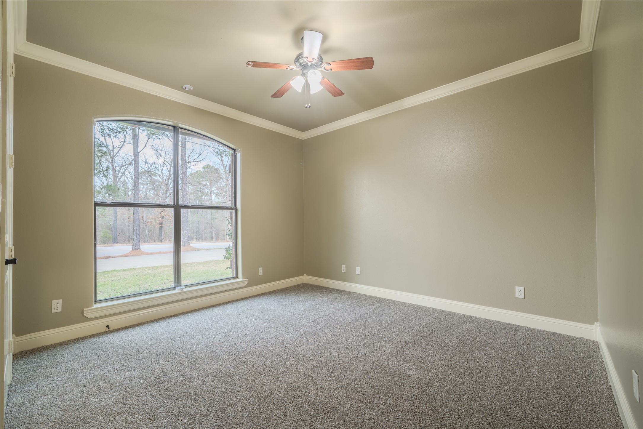2114 W Hawkins Parkway Longview TX 75605