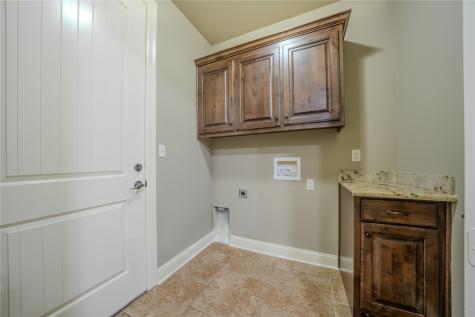 2114 W Hawkins Parkway Longview TX 75605