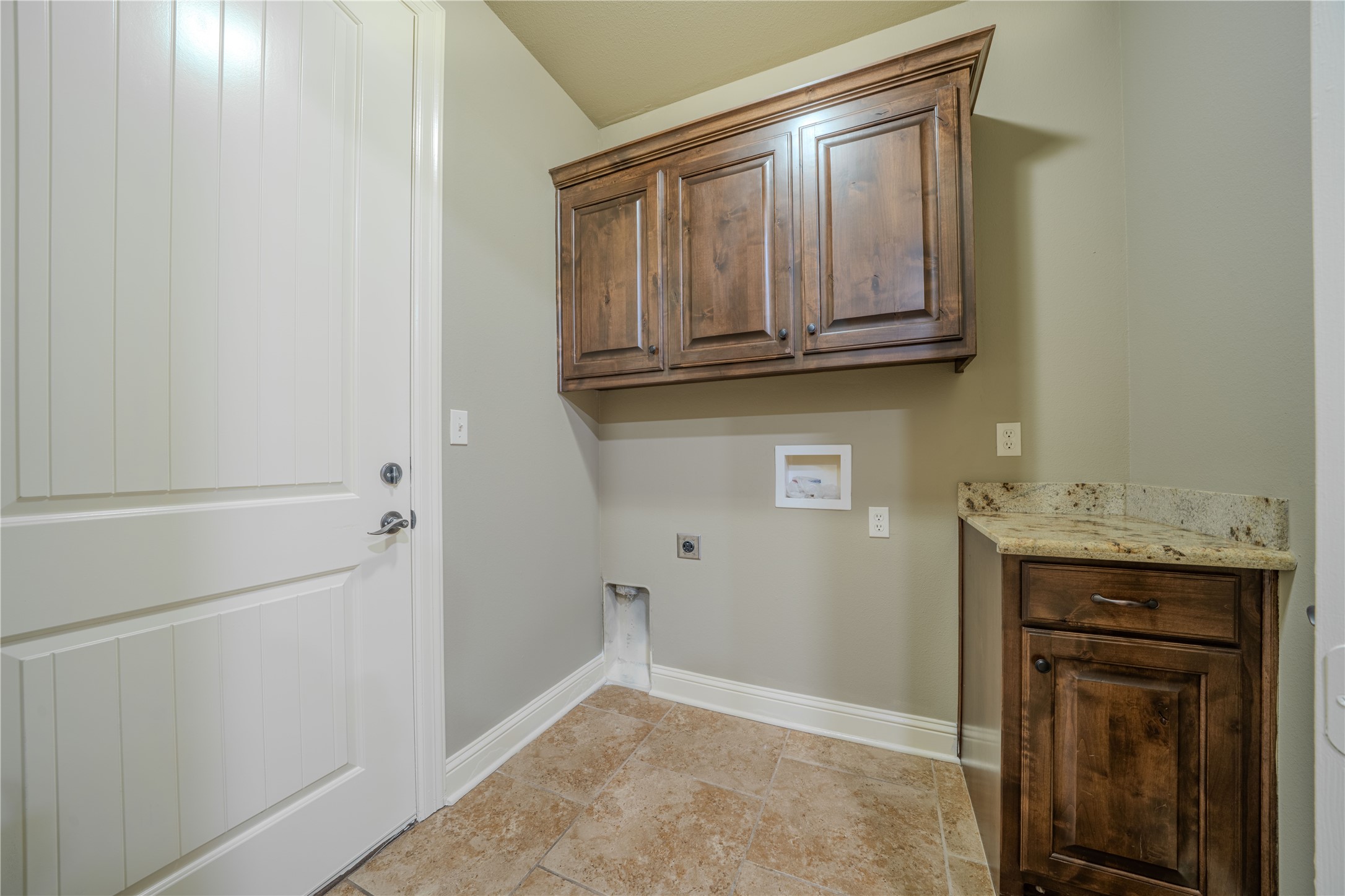 2114 W Hawkins Parkway Longview TX 75605