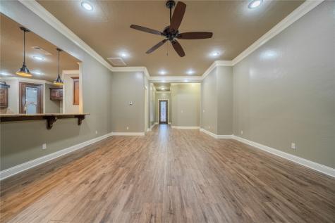 2114 W Hawkins Parkway Longview TX 75605