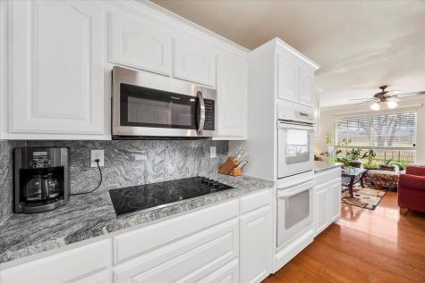 1025 Oak Hollow Lane Combine TX 75159