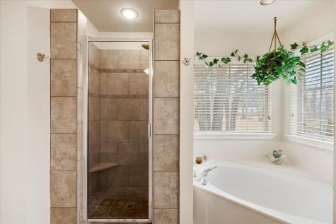 1025 Oak Hollow Lane Combine TX 75159