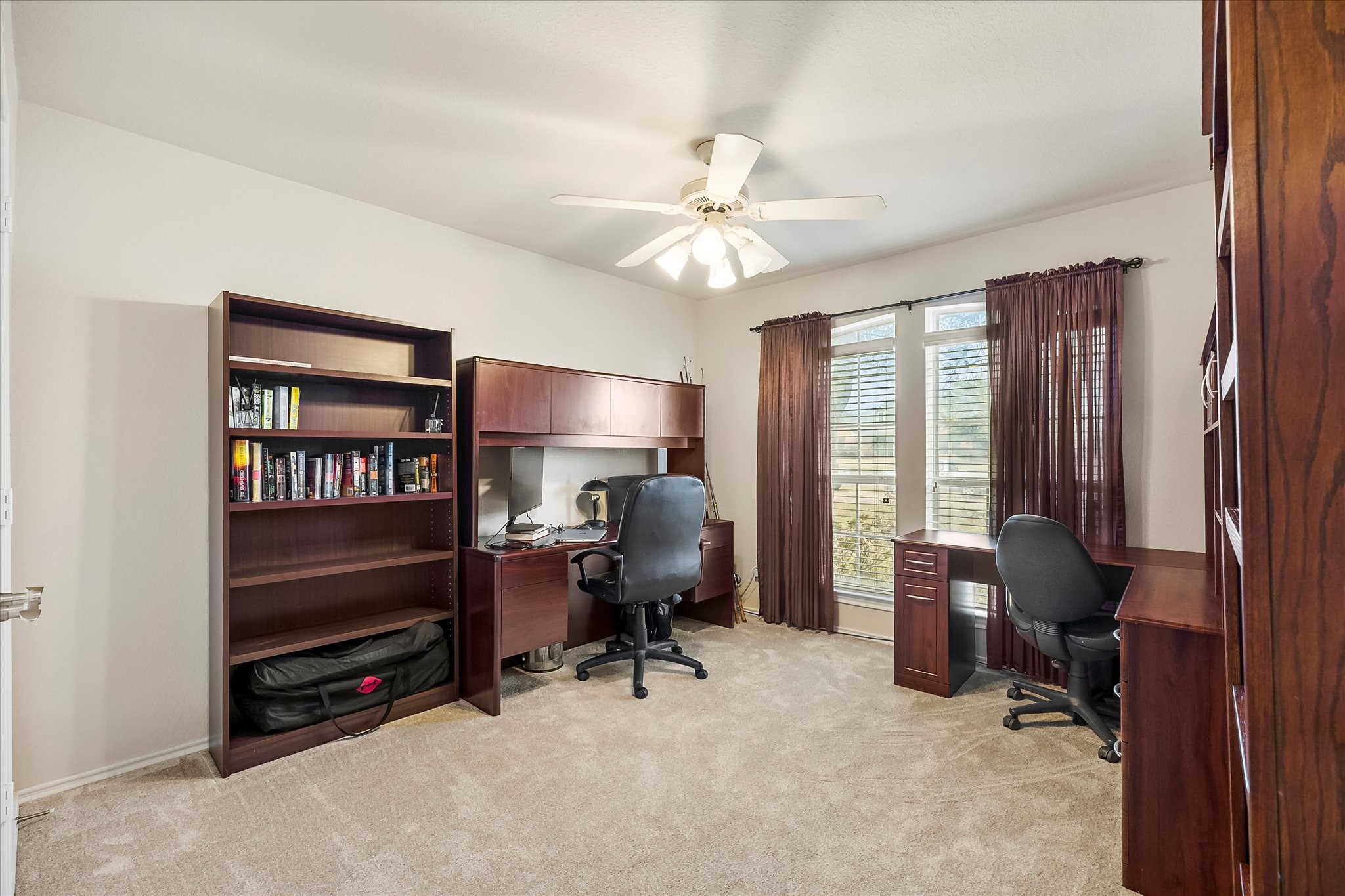 1025 Oak Hollow Lane Combine TX 75159
