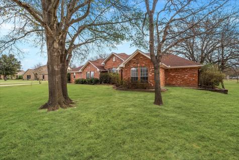 1025 Oak Hollow Lane Combine TX 75159