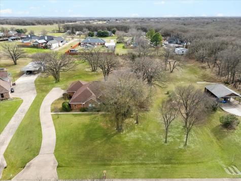 1025 Oak Hollow Lane Combine TX 75159