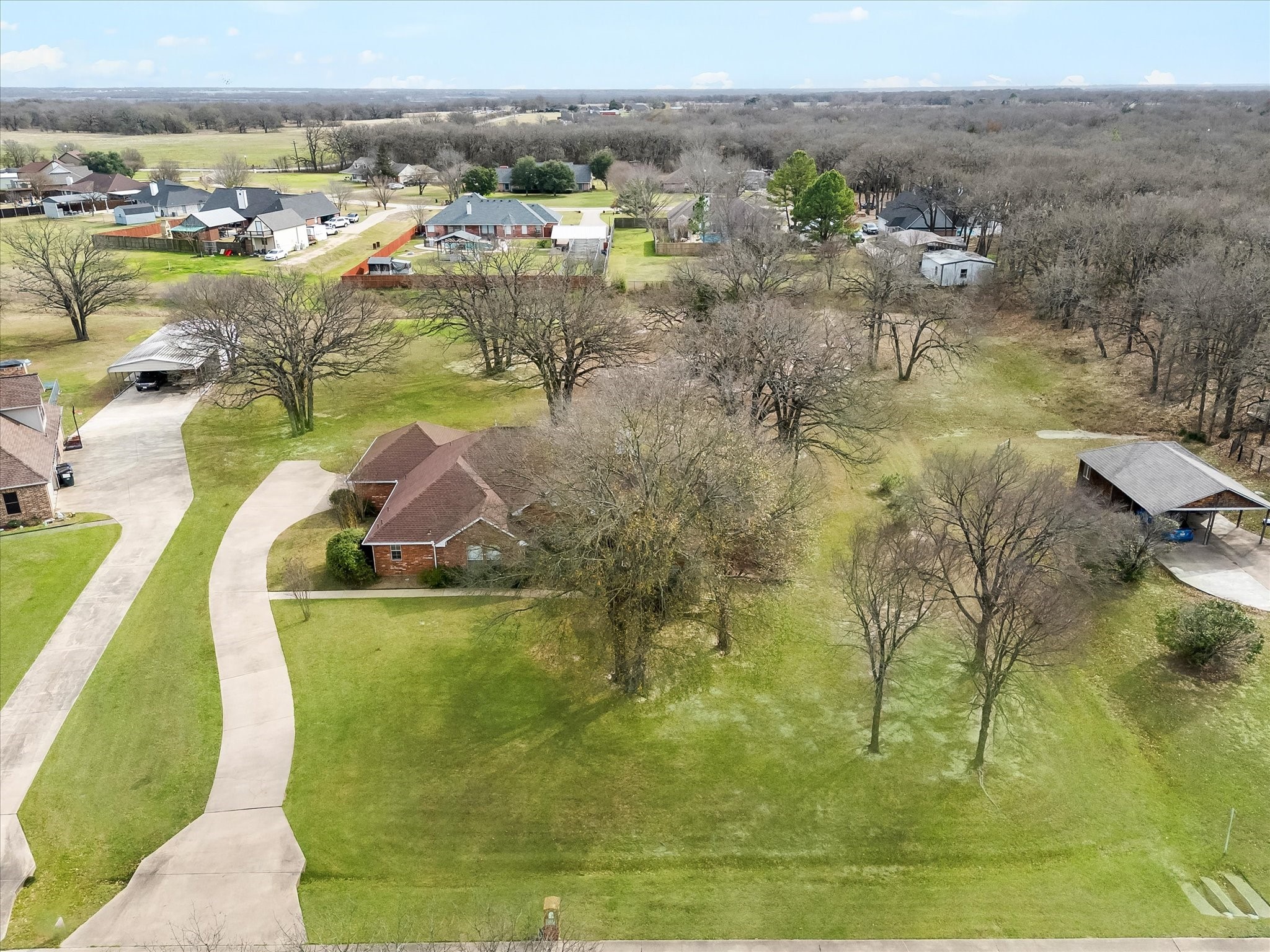 1025 Oak Hollow Lane Combine TX 75159