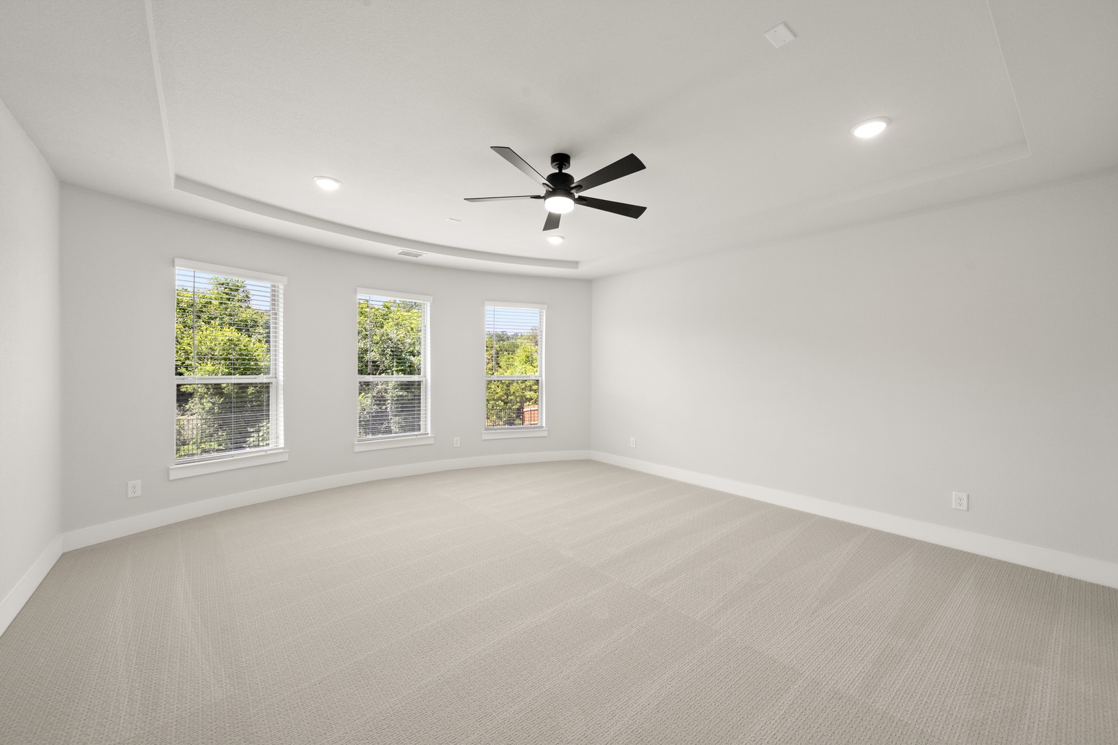 513 S Hidden Lakes Drive Desoto TX 75115