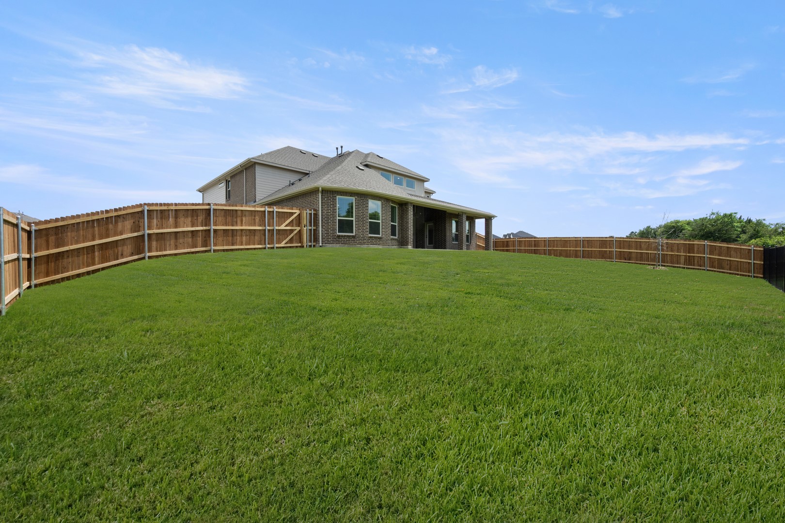 513 S Hidden Lakes Drive Desoto TX 75115