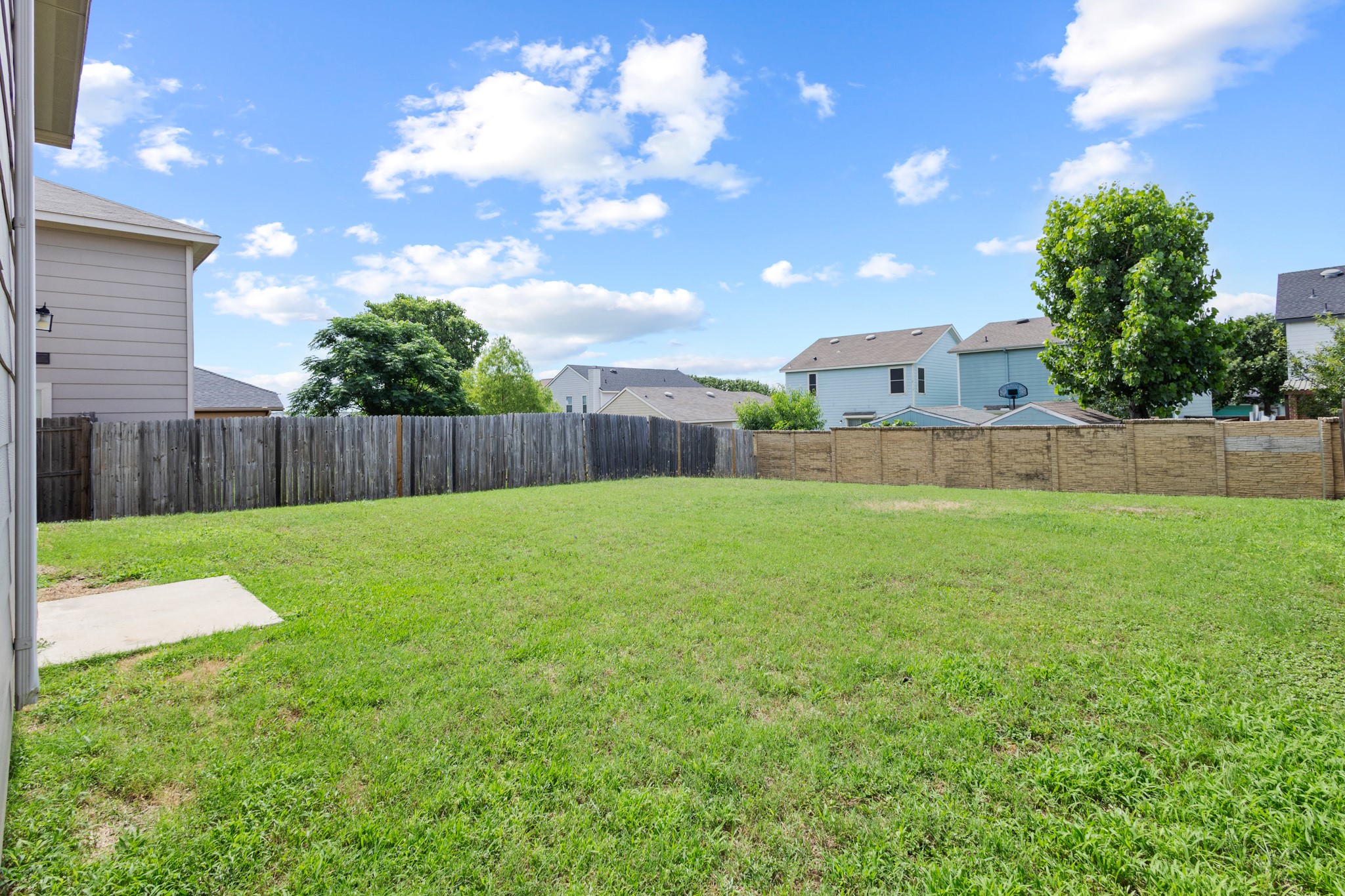 1332 Glen Garden Drive Fort Worth TX 76104