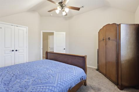 1385 Litchfield Lane Burleson TX 76028