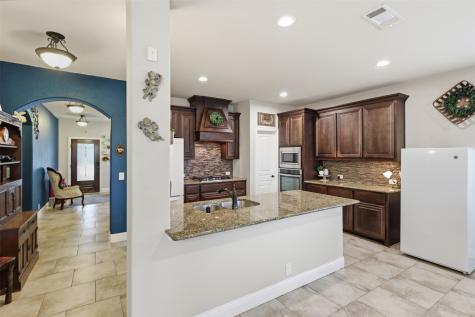 1385 Litchfield Lane Burleson TX 76028
