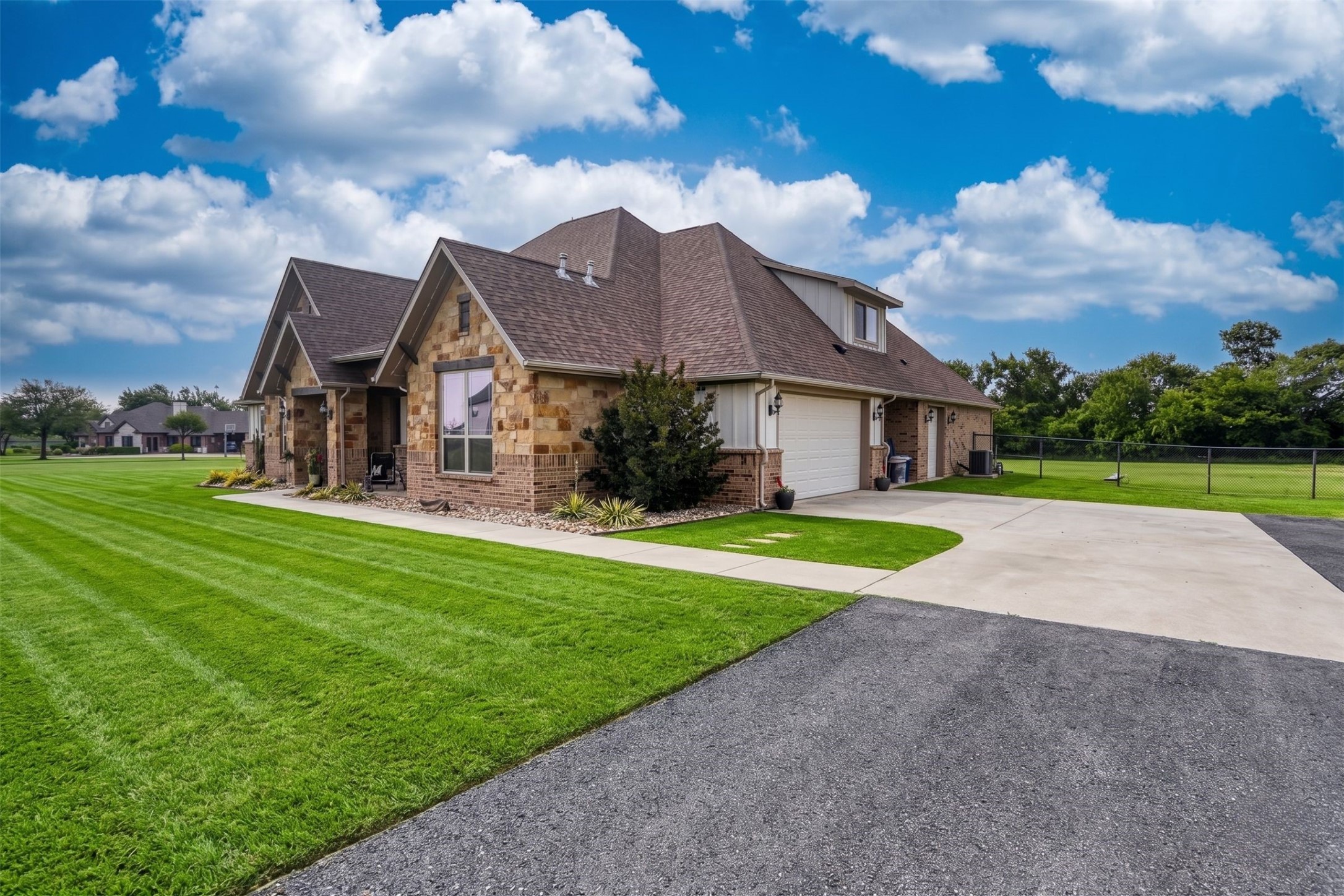 30 Laura Circle Gunter TX 75058