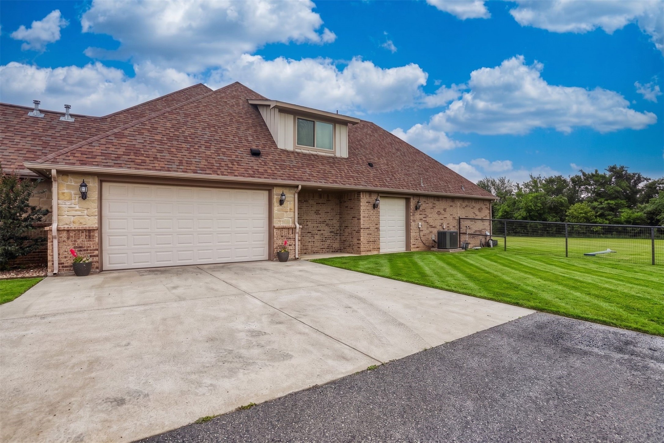 30 Laura Circle Gunter TX 75058