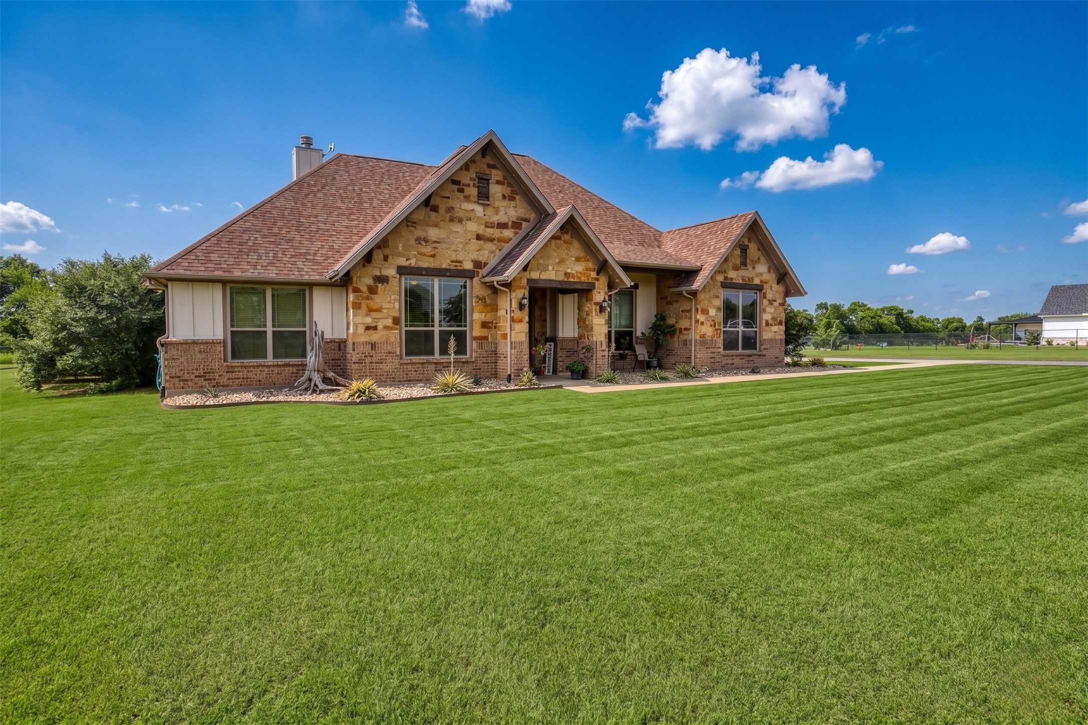 30 Laura Circle Gunter TX 75058