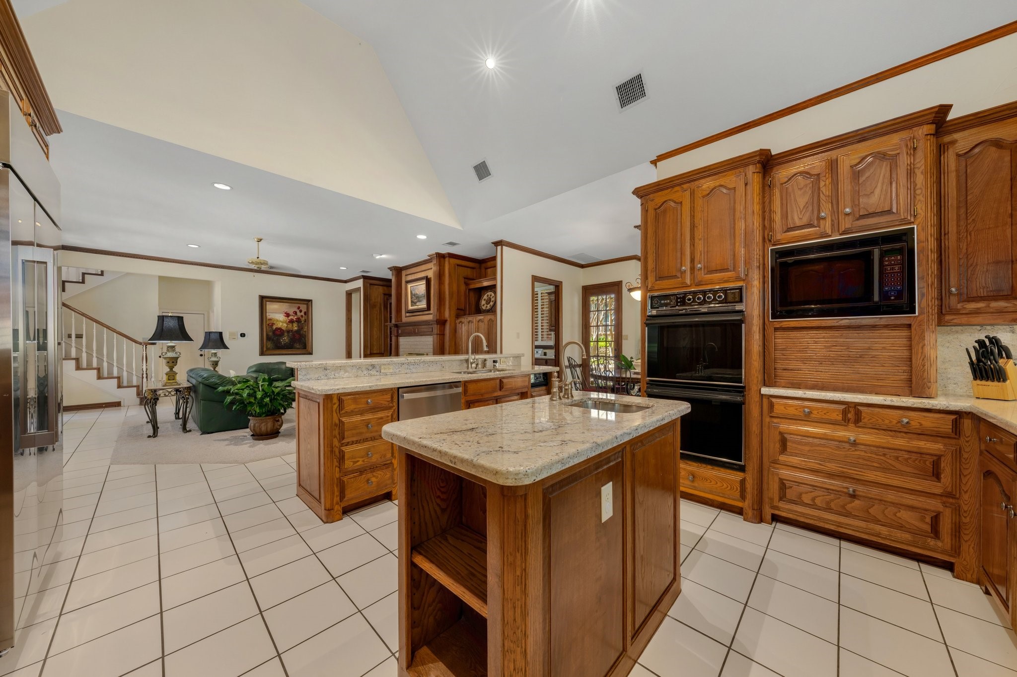 303 W Charlottesville Avenue Colleyville TX 76034