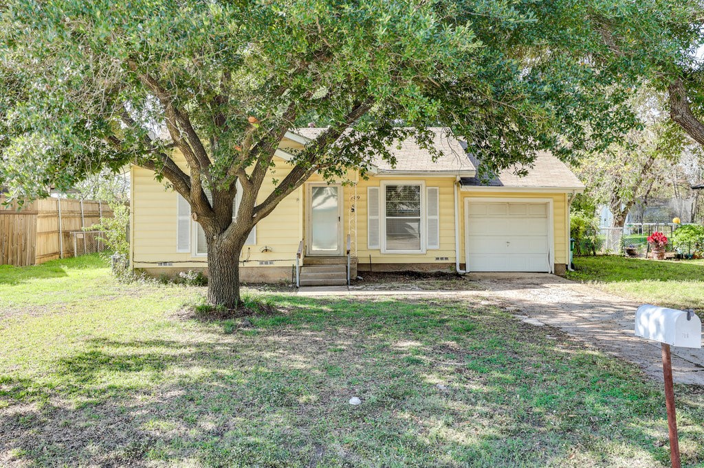 709 S Church Street Ferris TX 75125