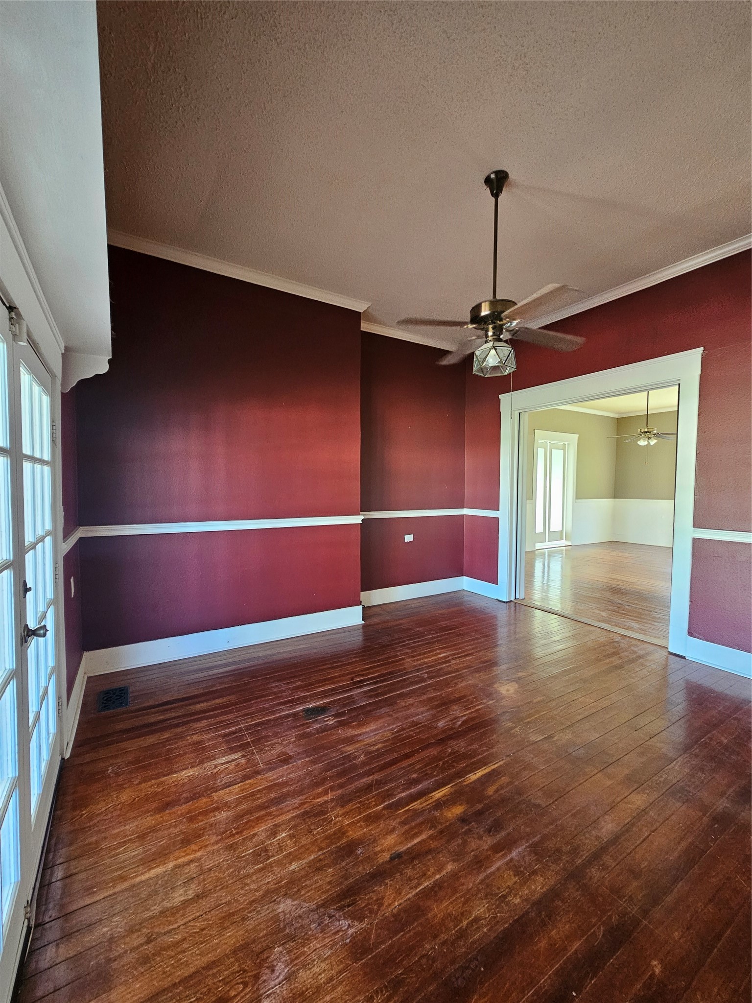 300 S Oak Street Lorena TX 76655