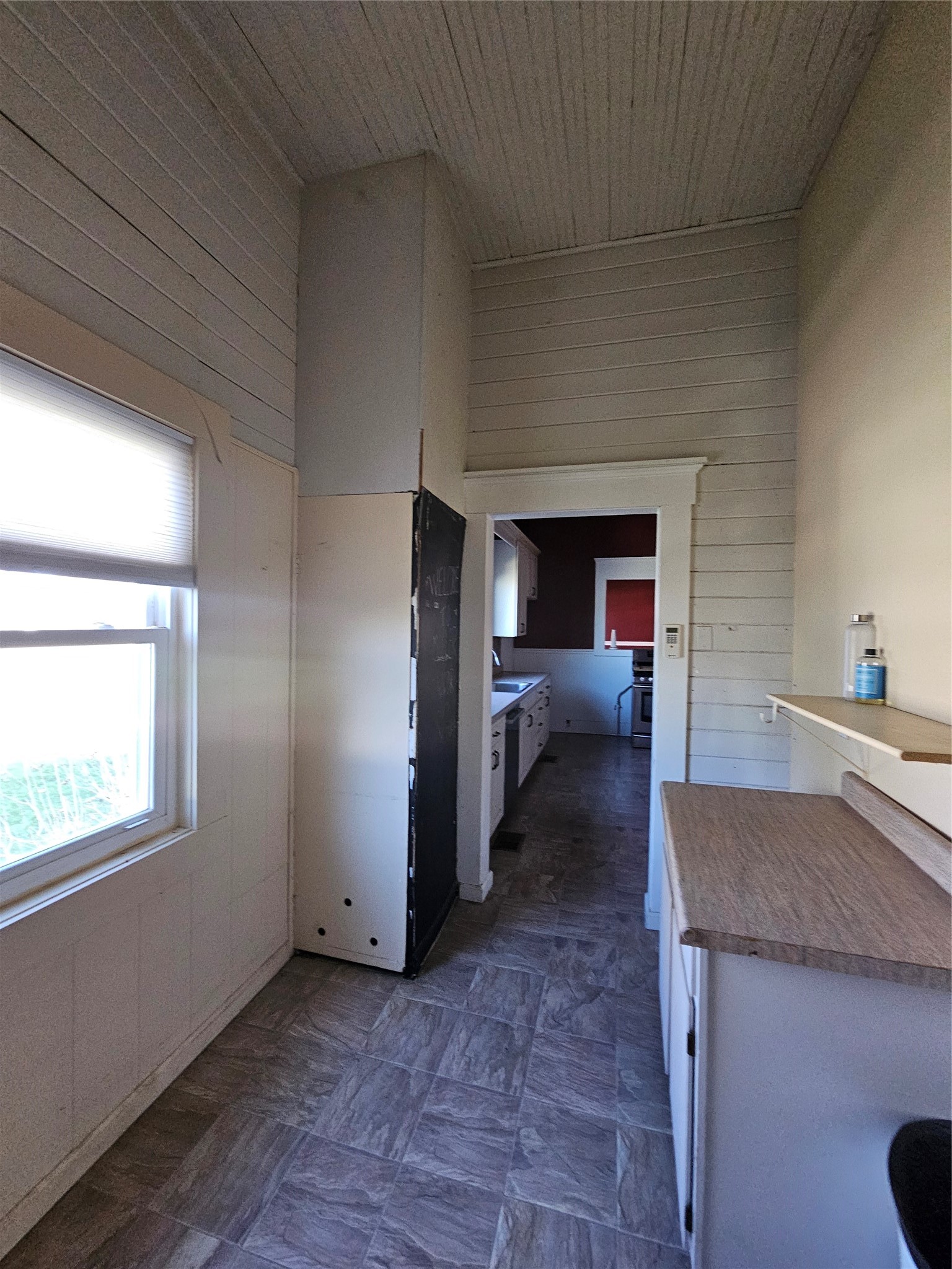 300 S Oak Street Lorena TX 76655
