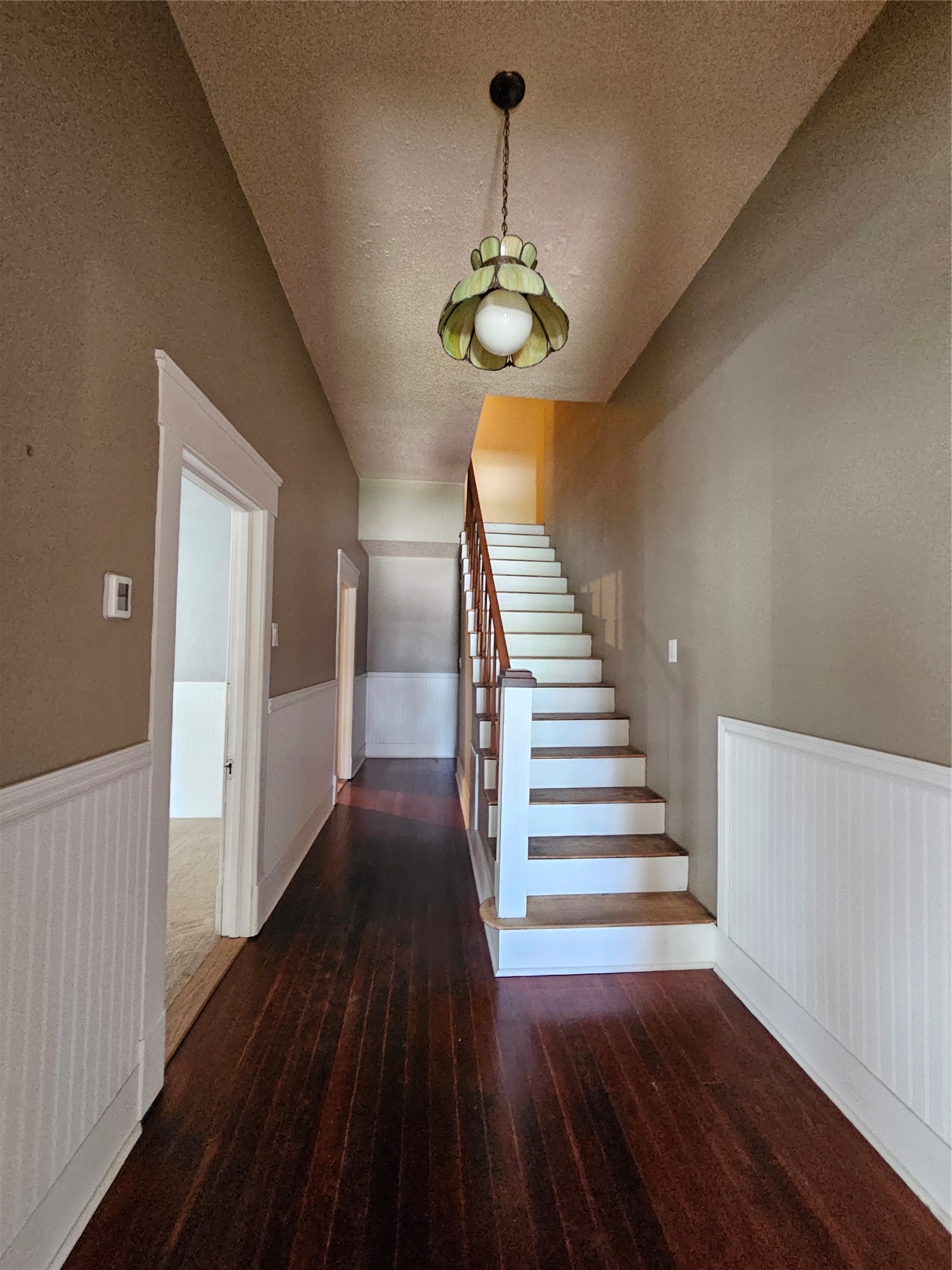 300 S Oak Street Lorena TX 76655
