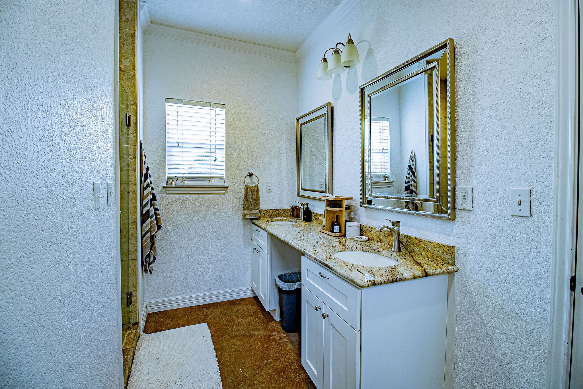 328 Meadow Lane Red Oak TX 75154