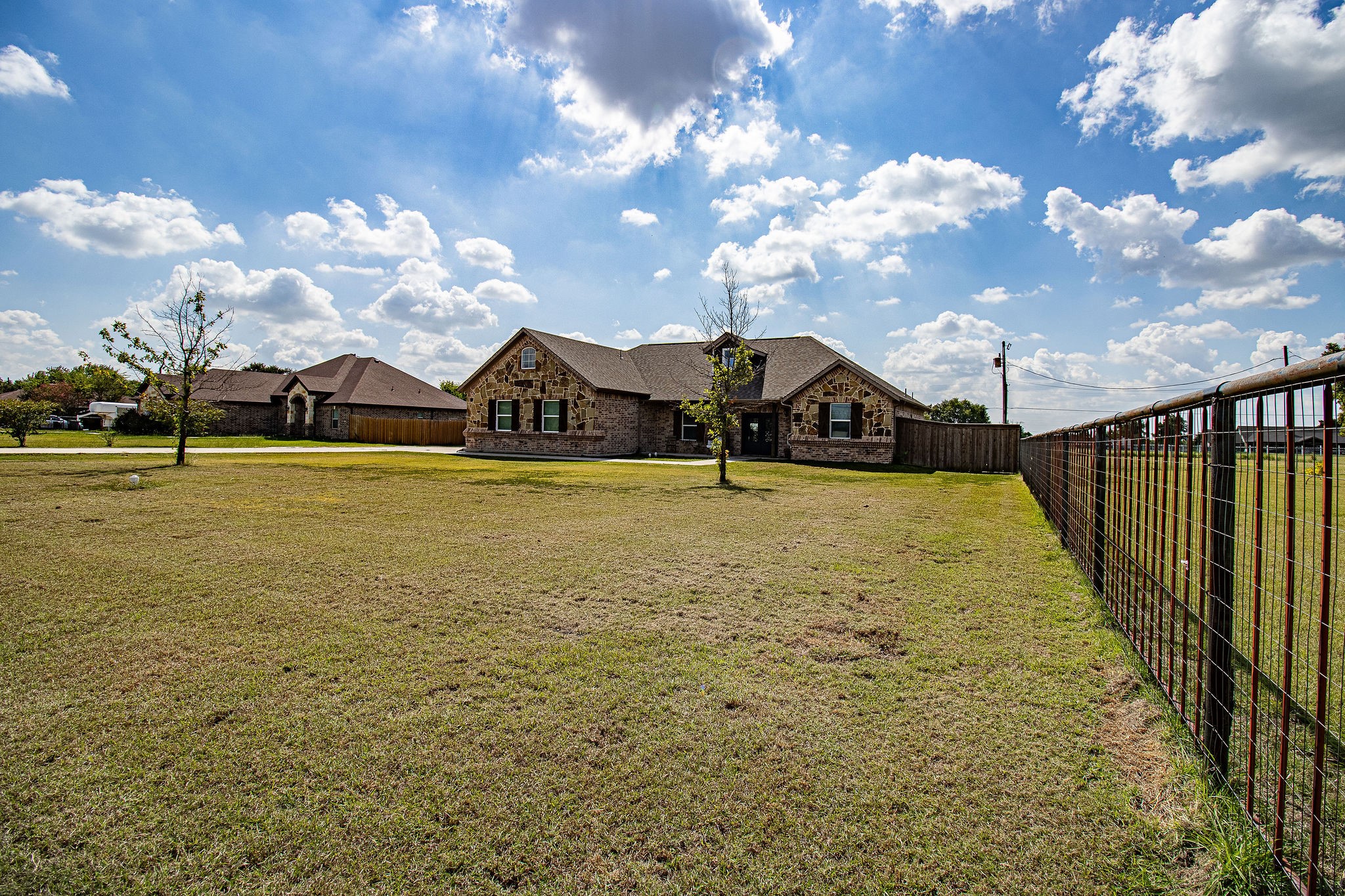 328 Meadow Lane Red Oak TX 75154