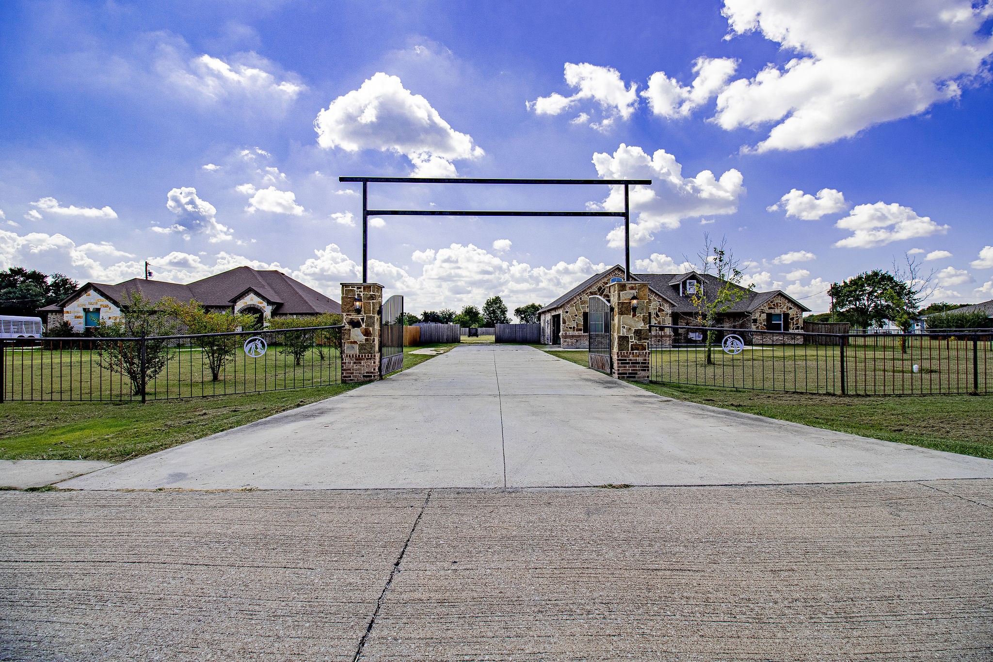 328 Meadow Lane Red Oak TX 75154